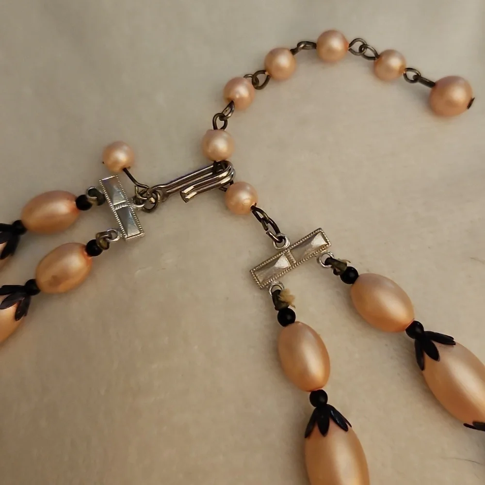 Vintage MCM Black and Light Pink Acrylic Beaded Necklace